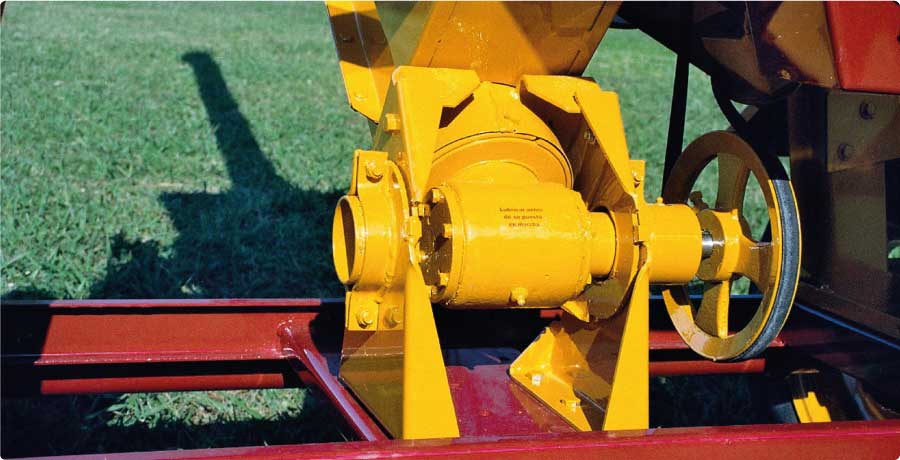 Quebradora de granos MG 250